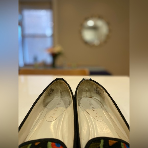 Anne Klein embroidered ballet flats size 6 - Picture 9 of 10
